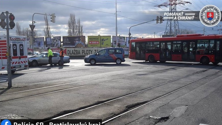 Nehoda križovatka Trnávka