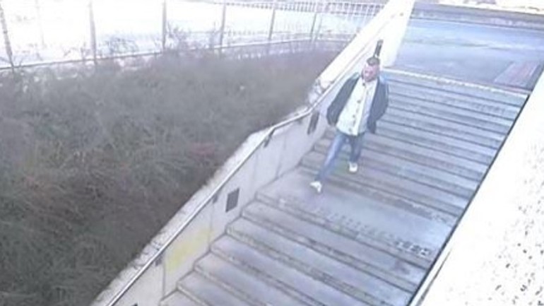 Na polícii vyskočil z okna! kauza muža, ktorý mal prepadávať dôchodkyne, sa zdramatizovala - lupic ruzinov