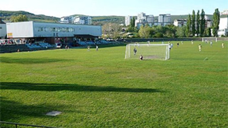 Mesto zverilo rači aj druhú časť štadióna na černockého ulici - raca_stadion