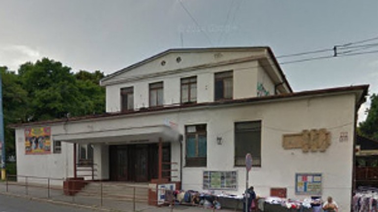 V karlovej vsi vynovili starý kulturák - dk_molecova