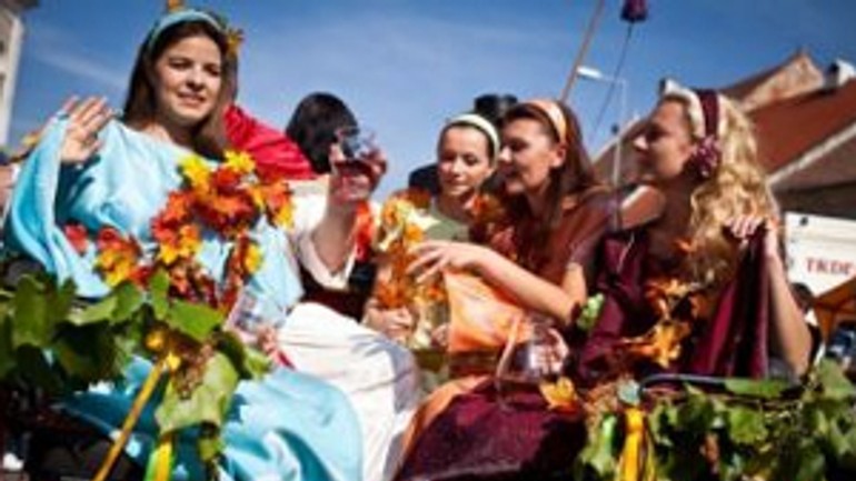 Pozývajú na burčiak aj na mladé vínko - racianske_hody