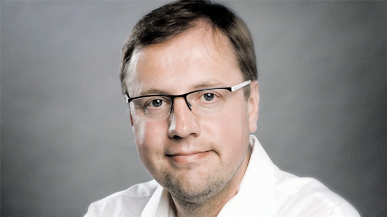 Je jedno, či začneme ulicu zametať zľava alebo sprava, jednoducho musí byť čistá - stevcik_radoslav1