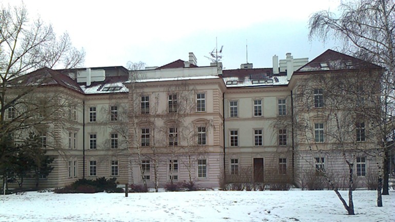 Prešporok bol vojenským mestom - 201602_pamatnik