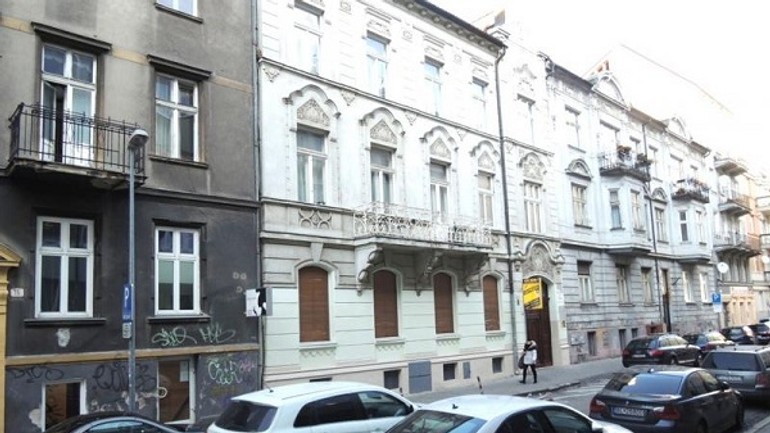 15-ročný rumun predstieral hluchonemého a okradol bratislavčana o 10 eur - Heydukova