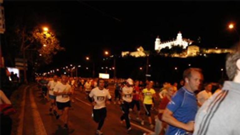 V nedeľu sa pobeží nočnou bratislavou - night_run