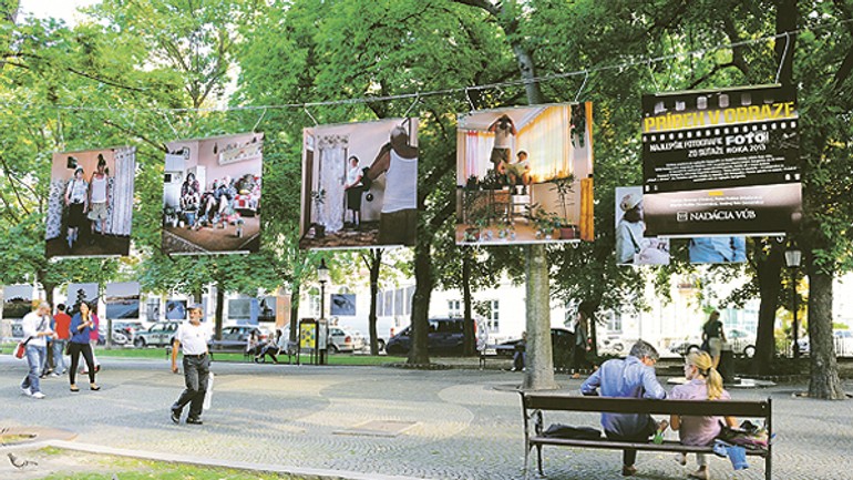 Hviezdoslavovo námestie žije fotografiami - vub_PR