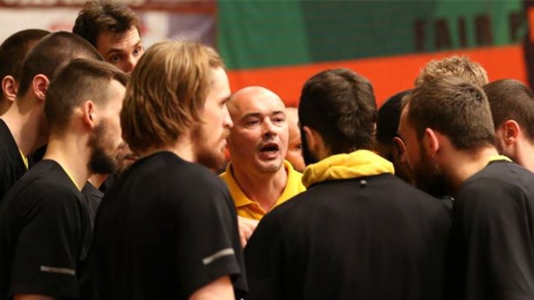 Basketbalisti interu získali titul kontumačne - bkinter_melescenko