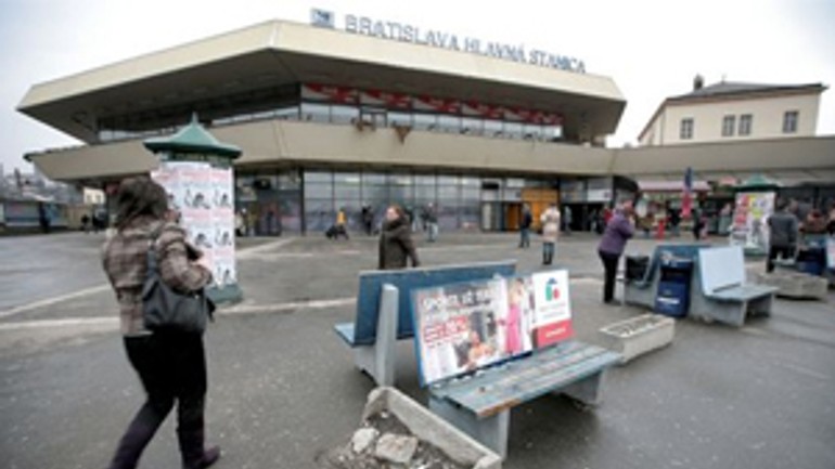 Primátor otáľa s výpoveďou pre stanicu - hlavna_stanica