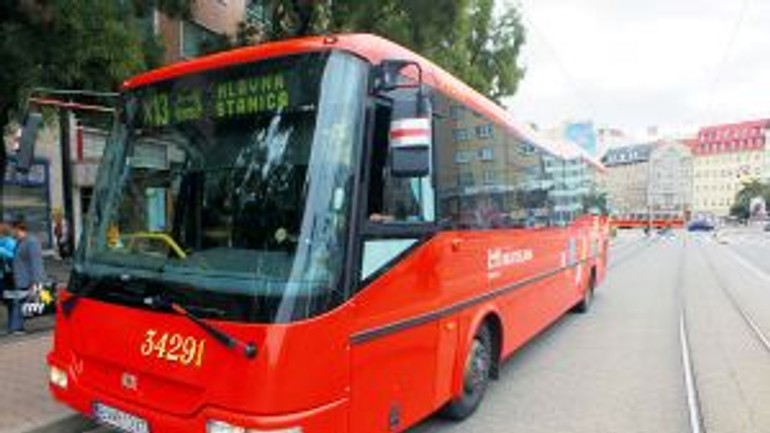 Starostka je spokojná, že linku x13 predĺžia - x13