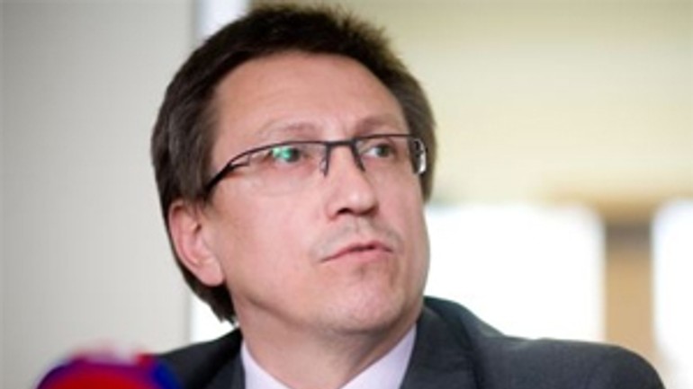 Ružinovčania kontrolujú svojho starostu cez internet - Pekar dusan