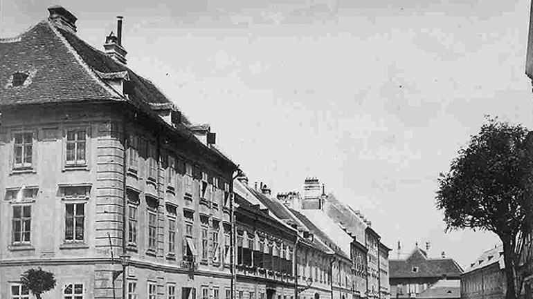 Kde v prešporku večeral franz liszt? - pamatnik02_1