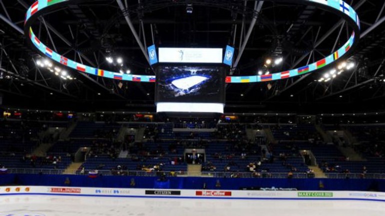 Šampionát videlo priamo na štadióne 35 500 divákov - stadion_me_kraso