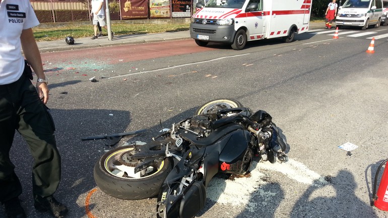 Nehoda motorkára na Trnavskej ceste v Ružinove