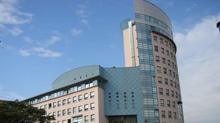 Bomba na daňovom úrade v petržalke? - DU_Bratislava_m