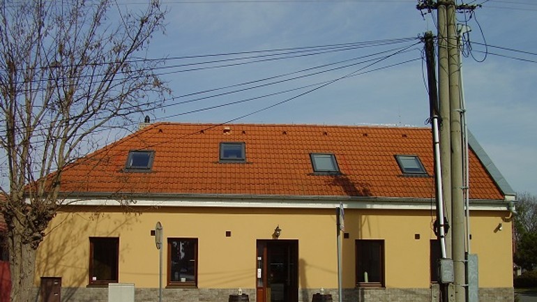 Pri dopravnej nehode v rusovciach sa ťažko zranila 61-ročná chodkyňa - Balkánska_118,_Rusovce,_Bratislava