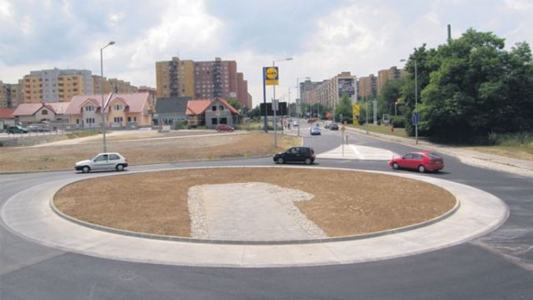 Problémovú novú kruhovú križovatku na eisnerovej ulici už mesto prerobilo - Kruhovy1