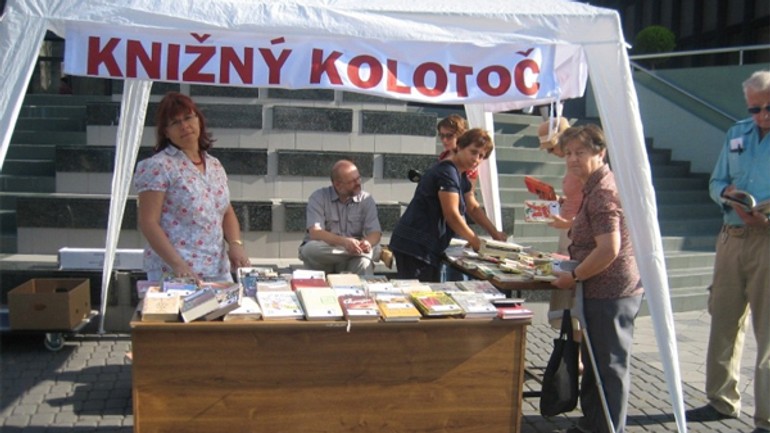 Milovníci kníh si odniesli tisícpäťsto výtlačkov - knizny_kolotoc