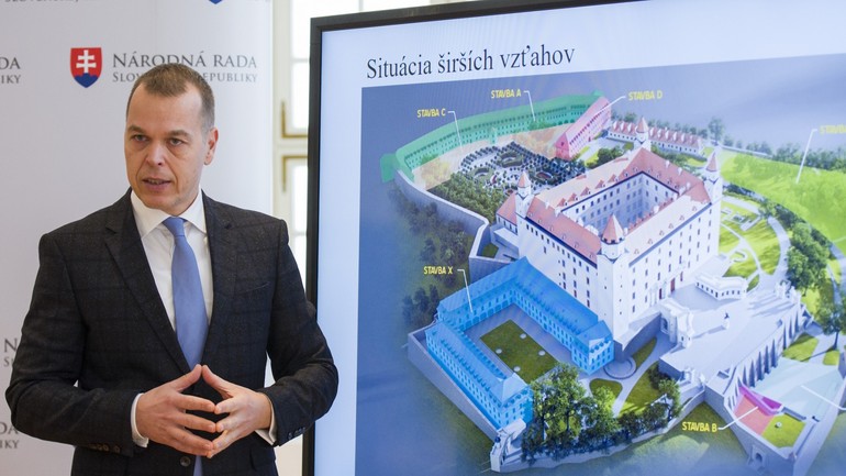 Daniel Guspan predstavuje rekonštrukciu Bratislavského hradu