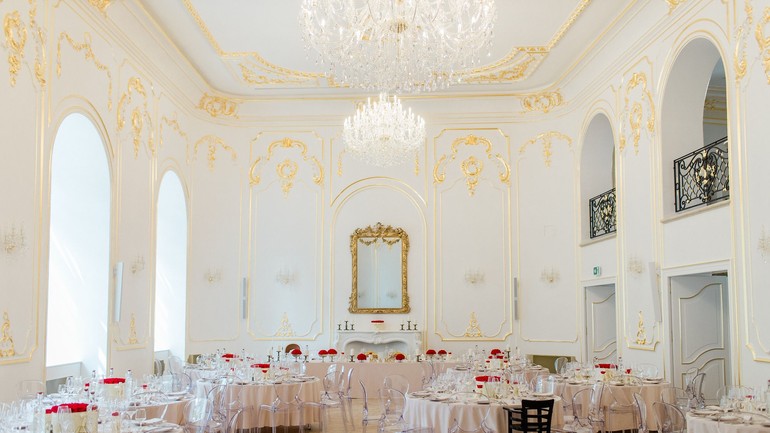  Šimák zámok Pezinok