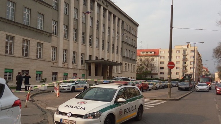 Súdy boli opäť paralyzované. a to všetky - IMG_20170405_083215