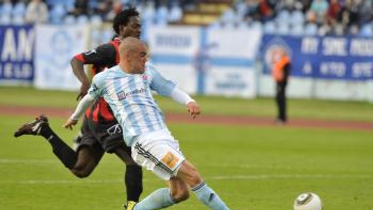 Šebov hetrik proti trnave, slovan krok od titulu - Slovan tt