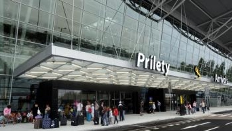 Bratislavské letisko otvorilo nový príletový terminál - Letisko1