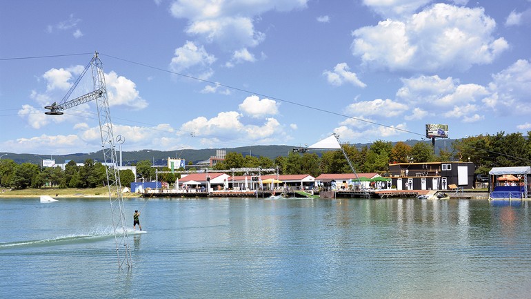 Areál Wakelake na Zlatých pieskoch