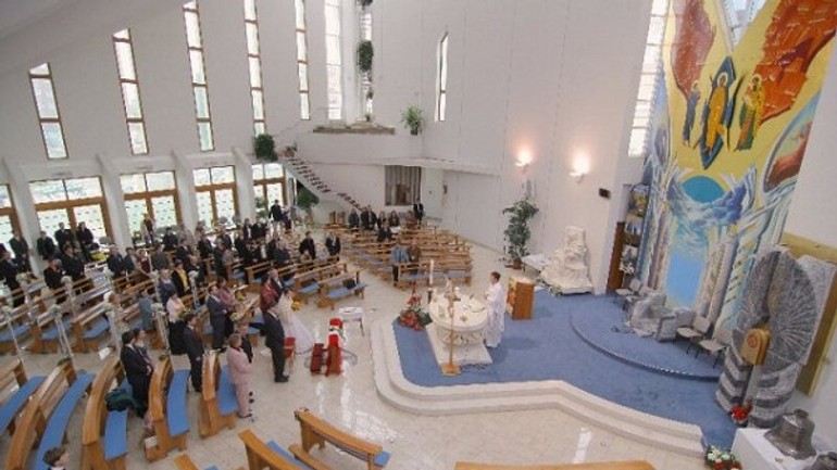 V ružinove sa vlani zosobášilo 222 párov, z toho 66 v kostole - Svadba Ružinov