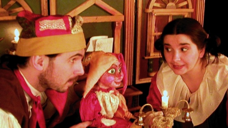 Mikulášsky rekord o najviac postavených čiapok santa clausa z lego® kociek! - Maskrta1