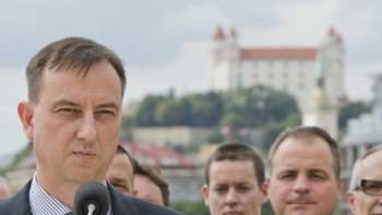 Poslanci oľano podporuje na post predsedu bsk d. krajcera - krajcer_nova