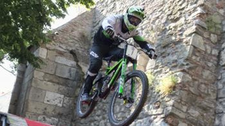 Polc tretí v bratislavskom zjazde, víťazom fischbach - downhill