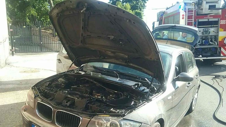 Požiar auta Podkolibská