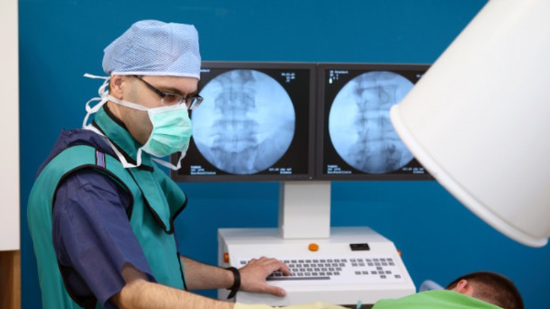 Bolesti chrbta liečia v europainclinics® - europainclinic_01