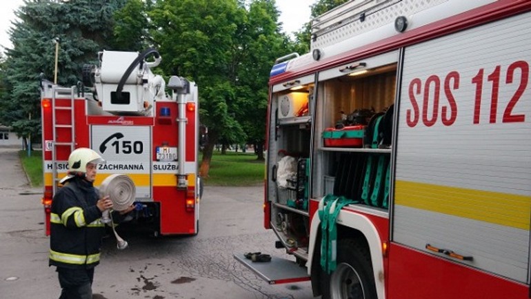 Horel byt na račianskej i porast na tomášikovej ulici - Hasiči