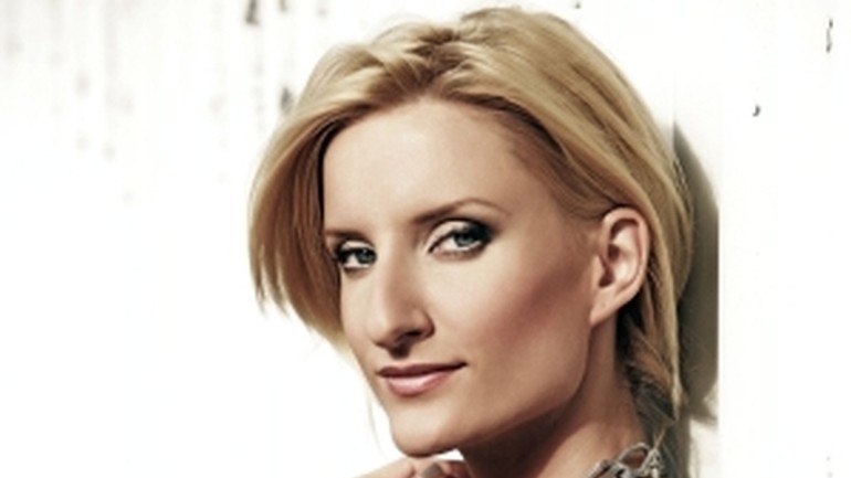 Umelci deťom s rakovinou - Adela Banášová