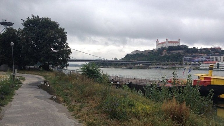 Petržalka chce regulovať celé územie medzi mostom snp a mostom apollo - Nabrezie