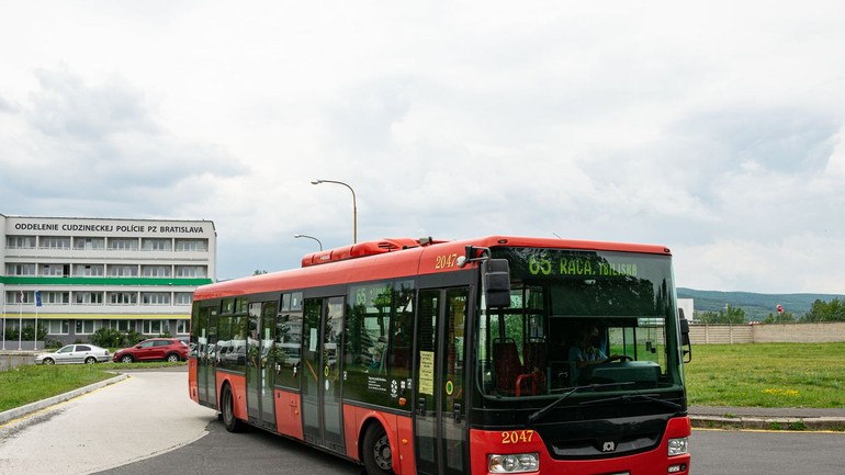 MHD autobus linka číslo 65