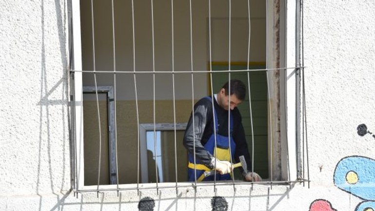 Kusý: na krajšie školy dávame milióny eur - ZS Sibirska nove okna (5)