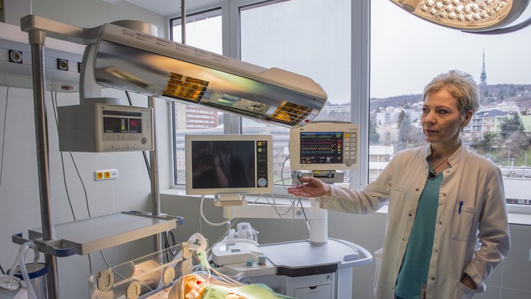 Dana Dolníková počas otvorenia novej Jednotky intenzívnej a operačnej starostlivosti