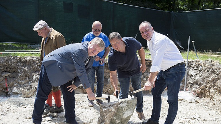 Rozhľadňa Veľká Homola a položenie stavebného kameňa
