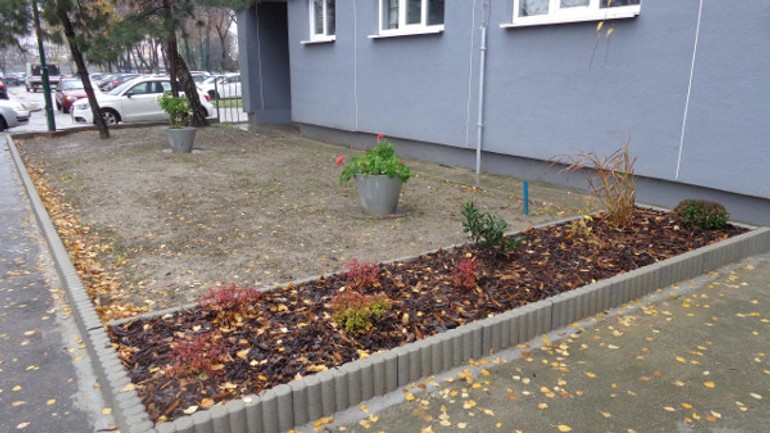 Zberajú žiadosti o podporu predzáhradiek - predzahradka