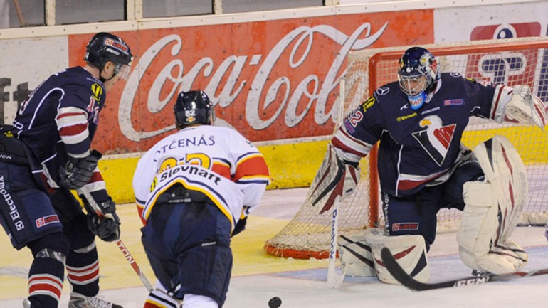 Hc slovan zdolal zvolen až po predĺžení - Slovan zv1