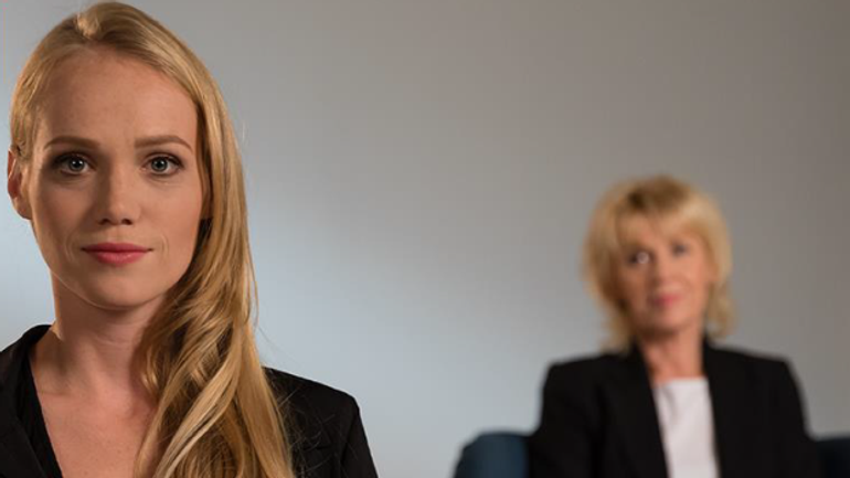 Kampaň "Dlhujeme im to" spoločnosti Transparency International (Dominika Morávková s jej mama)