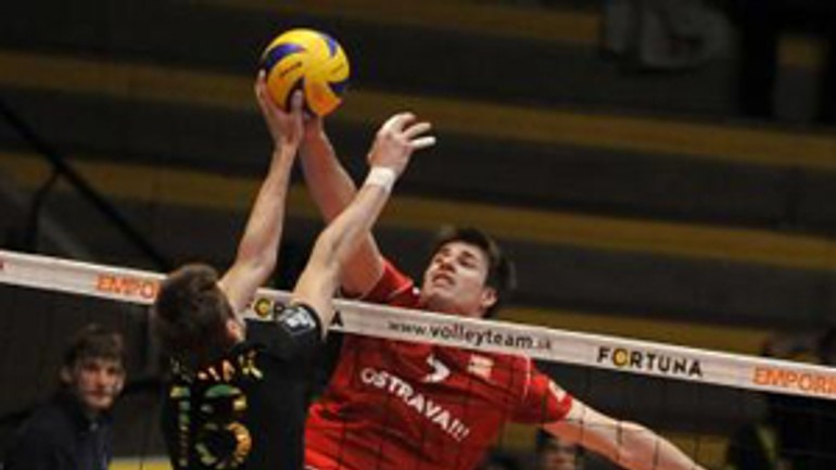 Bratislavčania nezískali vo finále pohárov ani set - Volejbal vt ostrava