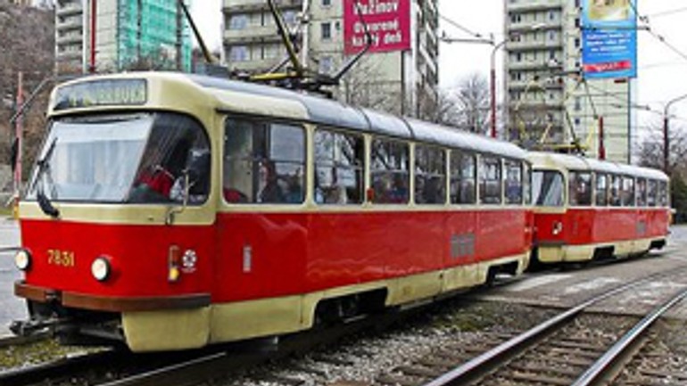 Električkovú trať v karlovej vsi chcú začať modernizovať v apríli - elektricka karlov