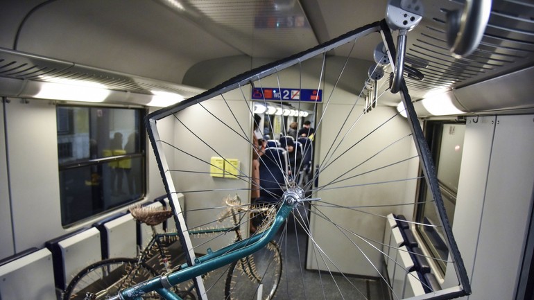 Umelecký vlakový vozeň projektu TRAM