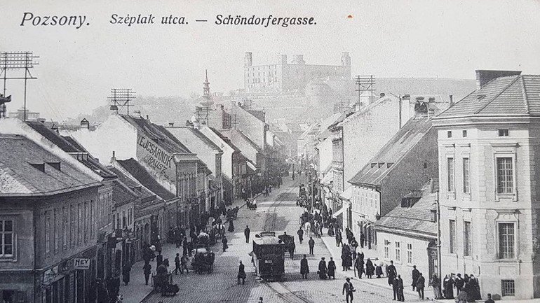 Električka na Obchodnej