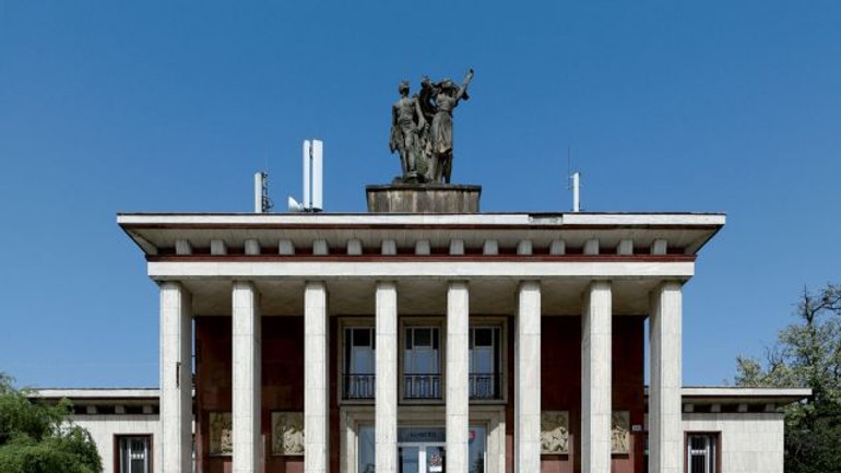 Rezort školstva odmieta riešiť areál mičurin, tvrdia aktivisti - iuventa_budkova