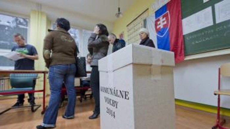 Bratislava vymenila zo 17 len štyroch starostov - komunalne_volby2014