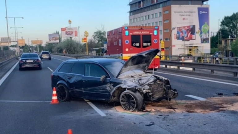 Dopravná nehoda na bratislavskom obchvate.